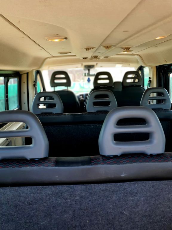 Bild des Angebotes Peugeot  Boxer 9 Sitzplätze
