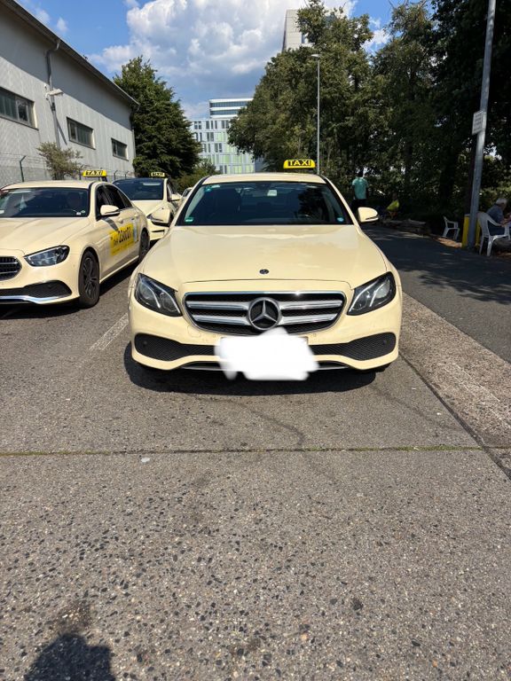 Bild des Angebotes Mercedes-Benz E 220 d Autom. - Taxi