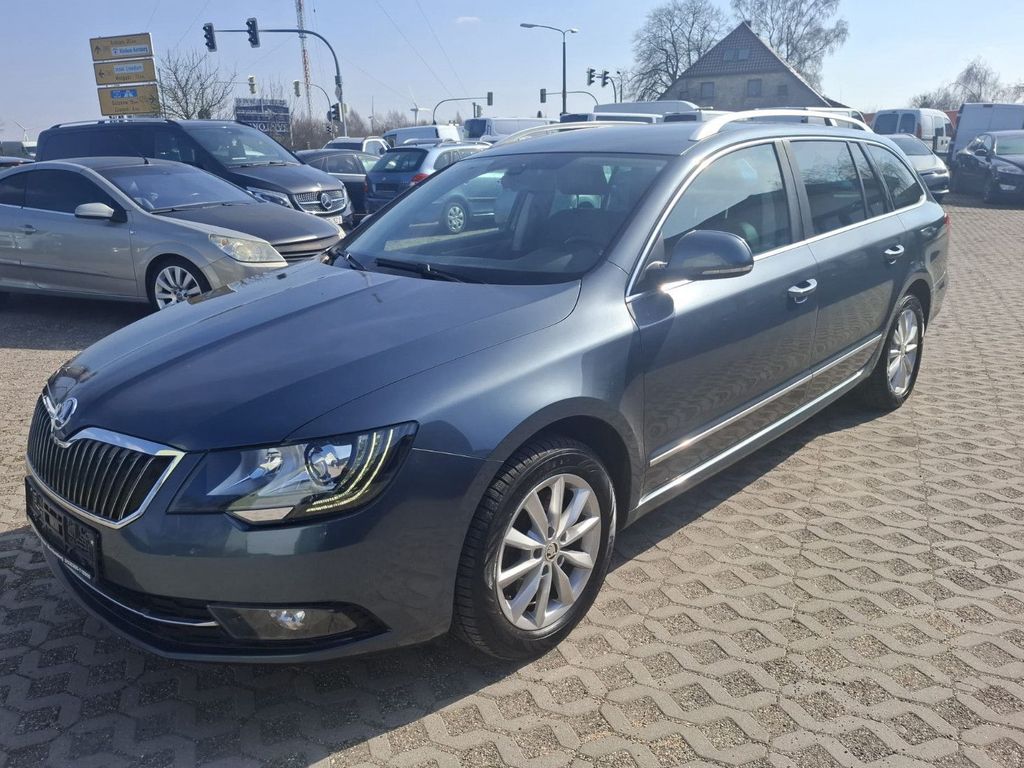 Bild des Angebotes Skoda Superb Combi Elegance