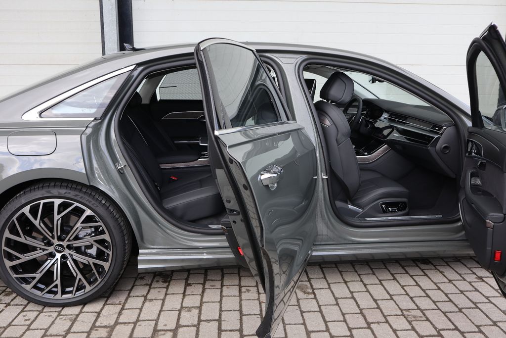 Bild des Angebotes Audi A8L 60 TFSIe lang exclusive B&Oadv/3xTV/UPE 191`