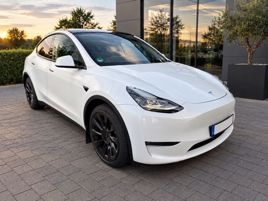 Bild des Angebotes Tesla Model Y Long Range Dual Motor AWD 35.000 km 20"