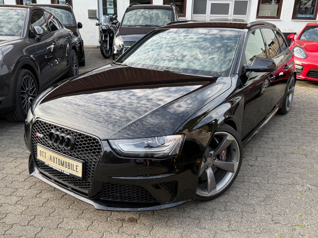 Bild des Angebotes Audi RS4 AVANT *KERAMIK*SCHALENSITZE*SERVICE NEU !!!