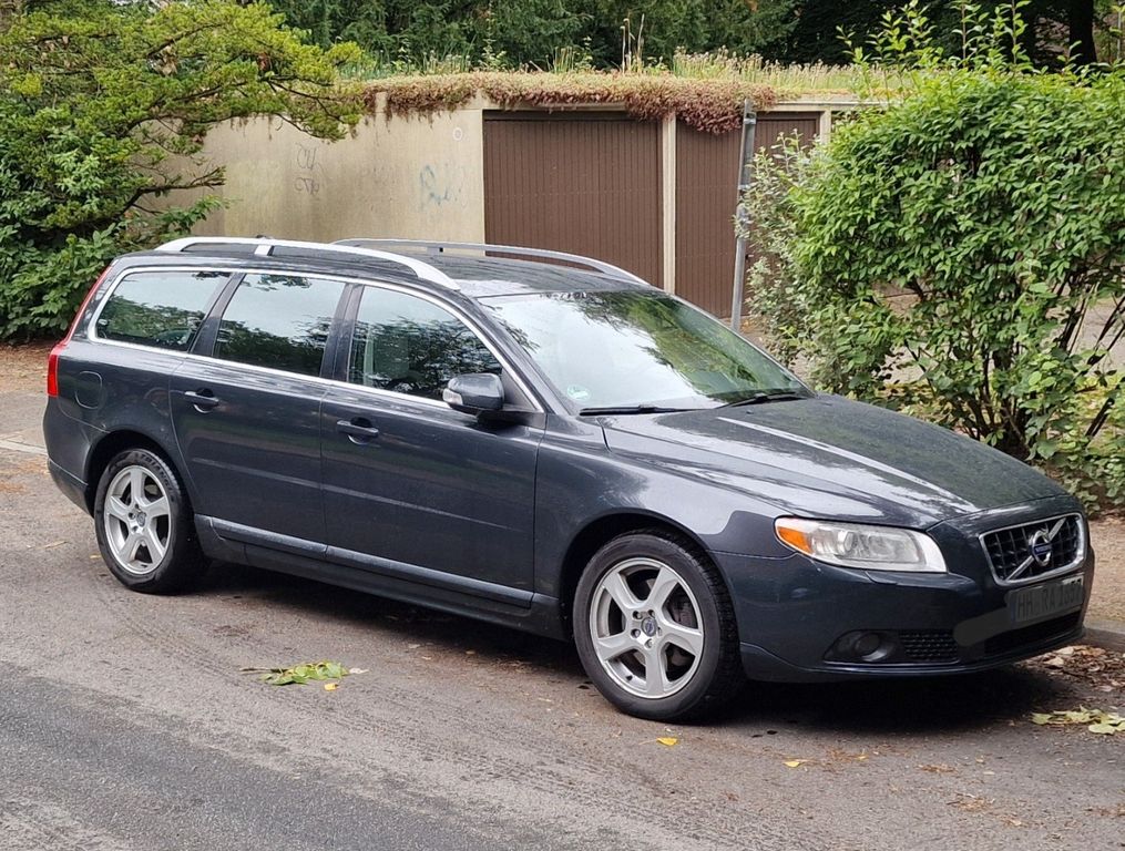 Bild des Angebotes Volvo V70 D5 Momentum Geartronic Momentum