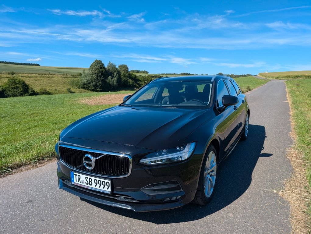 Bild des Angebotes Volvo V90 D3 · HU NEU 12/27 · 2. Hand · Harman Kardon