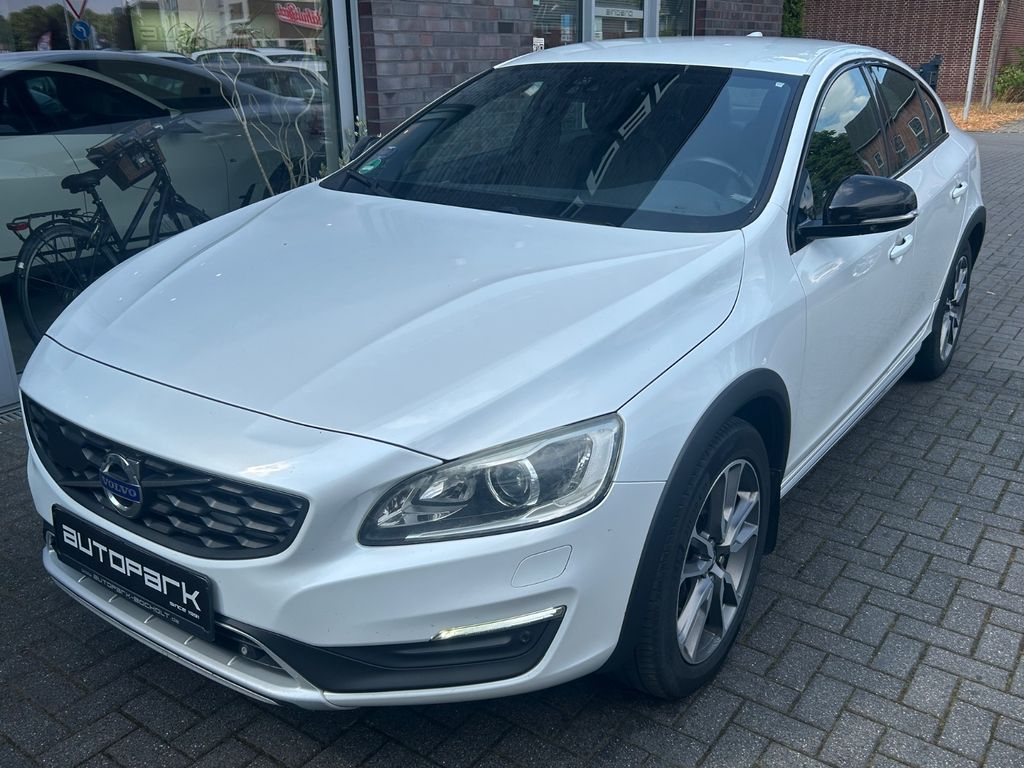 Bild des Angebotes Volvo S60 Cross Country D4 Summum Sensus AHK R-CAM ACC
