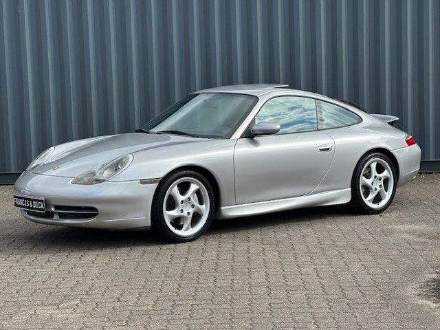 Bild des Angebotes Porsche 996 Carrera 4 Coupé