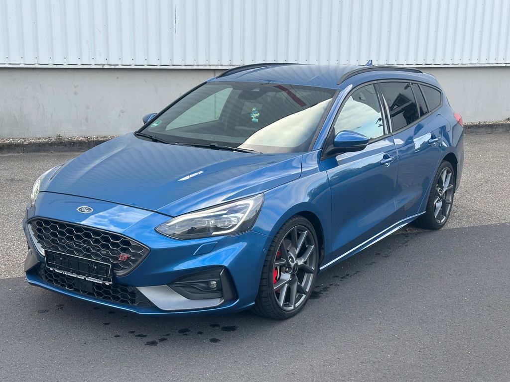 Ford Focus Turnier ST Performance CarPlay