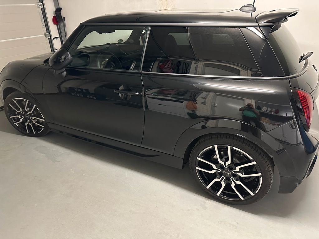 Bild des Angebotes MINI Cooper C - John Cooper Works Trim Paket M -