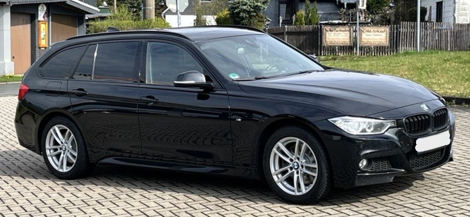 Bild des Angebotes BMW 330d xDrive Touring M Sport Panoramadach