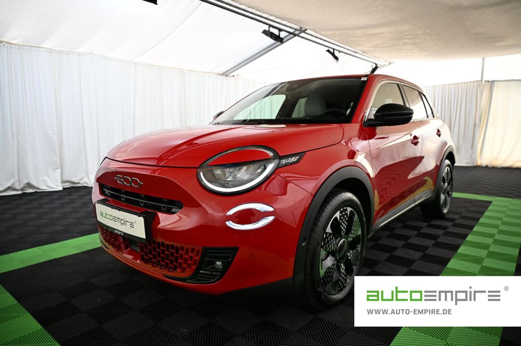 Bild des Angebotes Fiat 600 1.2 Hybrid 101 DCT6 La Prima LED/NAVI/SHZ/18