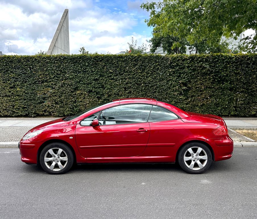 Bild des Angebotes Peugeot 307 CC 2.0 16V Cabrio