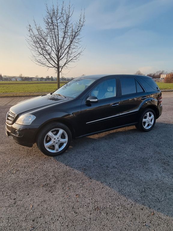 Bild des Angebotes Mercedes-Benz ML 320 CDI 4MATIC Aut. DPF SUV
