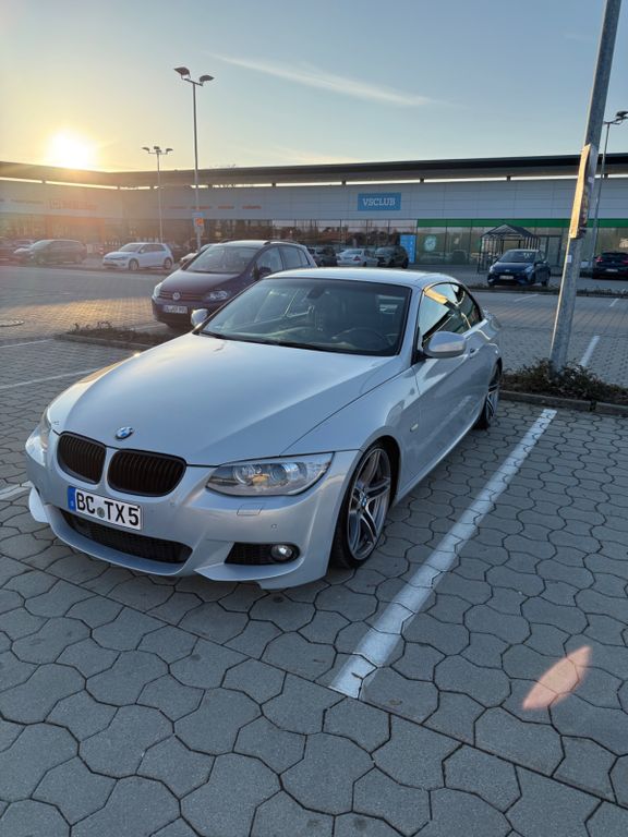 Bild des Angebotes BMW 335i Cabrio -