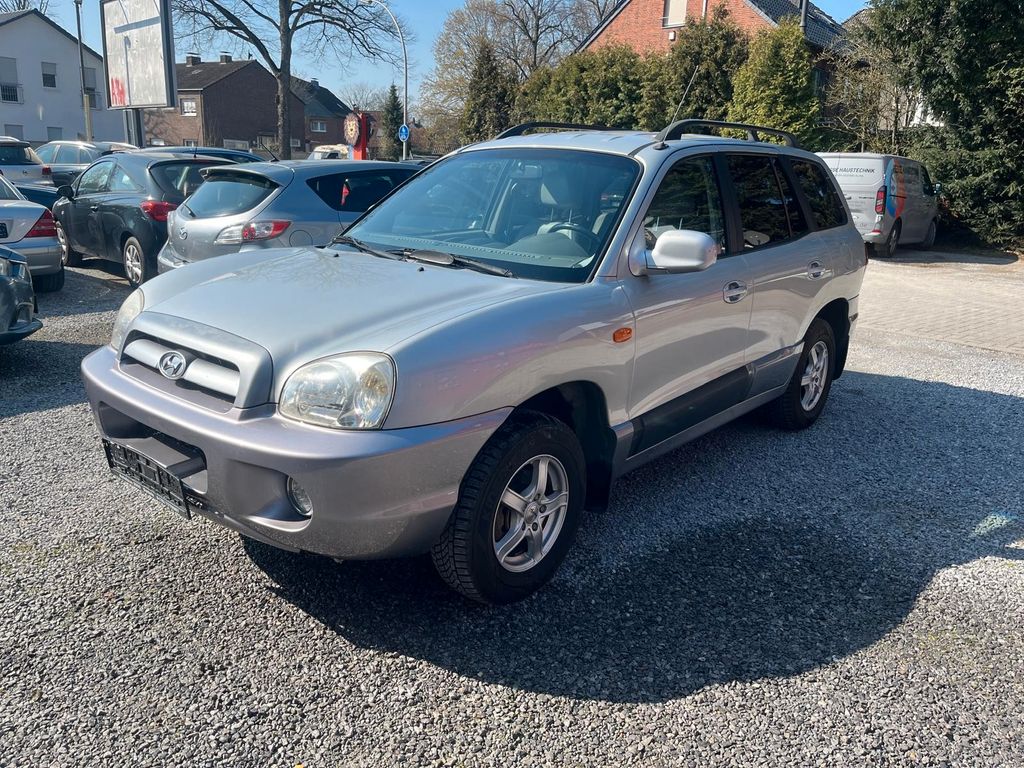 Bild des Angebotes Hyundai Santa Fe 2.4 GLS Team 06*wenig KM* AHK* Leder