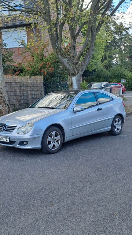 Bild des Angebotes Mercedes-Benz CLC 200