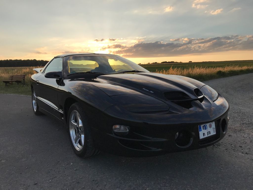 Bild des Angebotes Pontiac Trans Am WS6 Targa mit 6-Gang Schaltung
