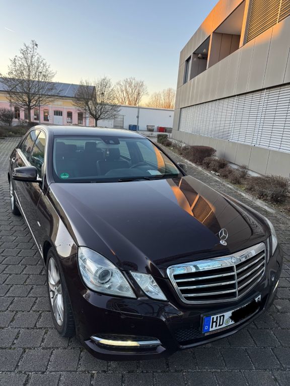 Bild des Angebotes Mercedes-Benz E-Klasse E250 | Scheckheftgepflegt |