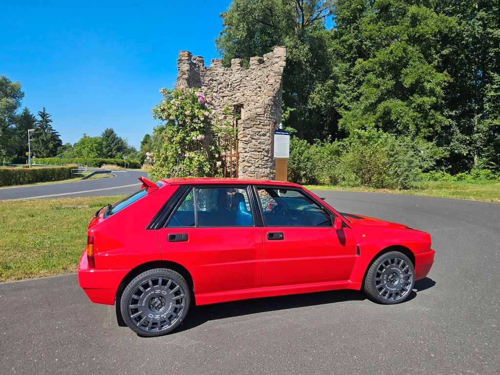 Bild des Angebotes Lancia Delta HF Integrale EVO 1 16V Recaro Highback