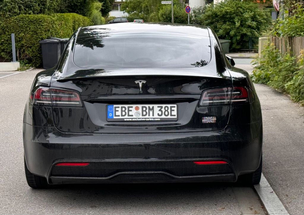 Tesla Model S Plaid