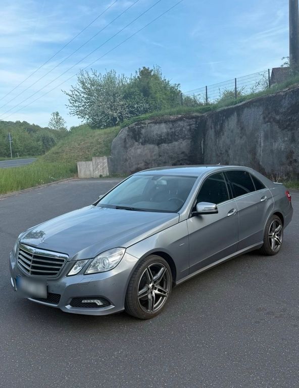 Bild des Angebotes Mercedes-Benz E200 Bluefficency Avantgarde