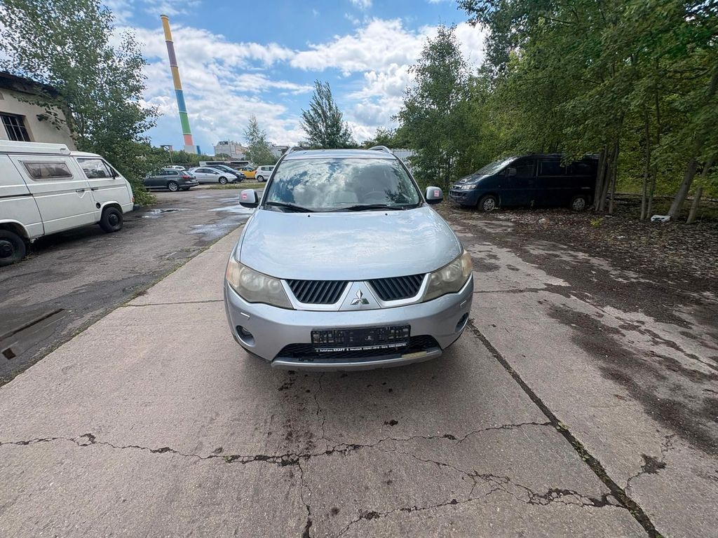 Bild des Angebotes Mitsubishi Outlander 2.4 Intense