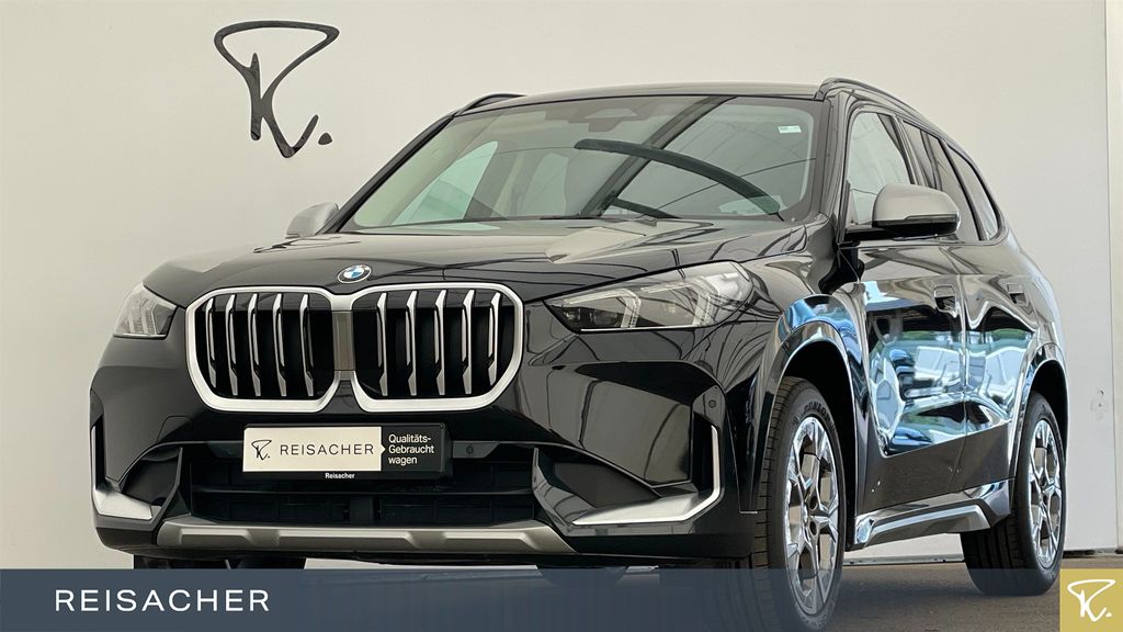 Bild des Angebotes BMW X1 sDrive18i Aut. X-Line AHK RFK PDC LED SHZ 19"