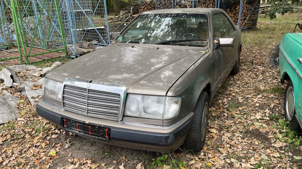 Bild des Angebotes Mercedes-Benz Mercedes W124 230 CE aufbauen / schlachten