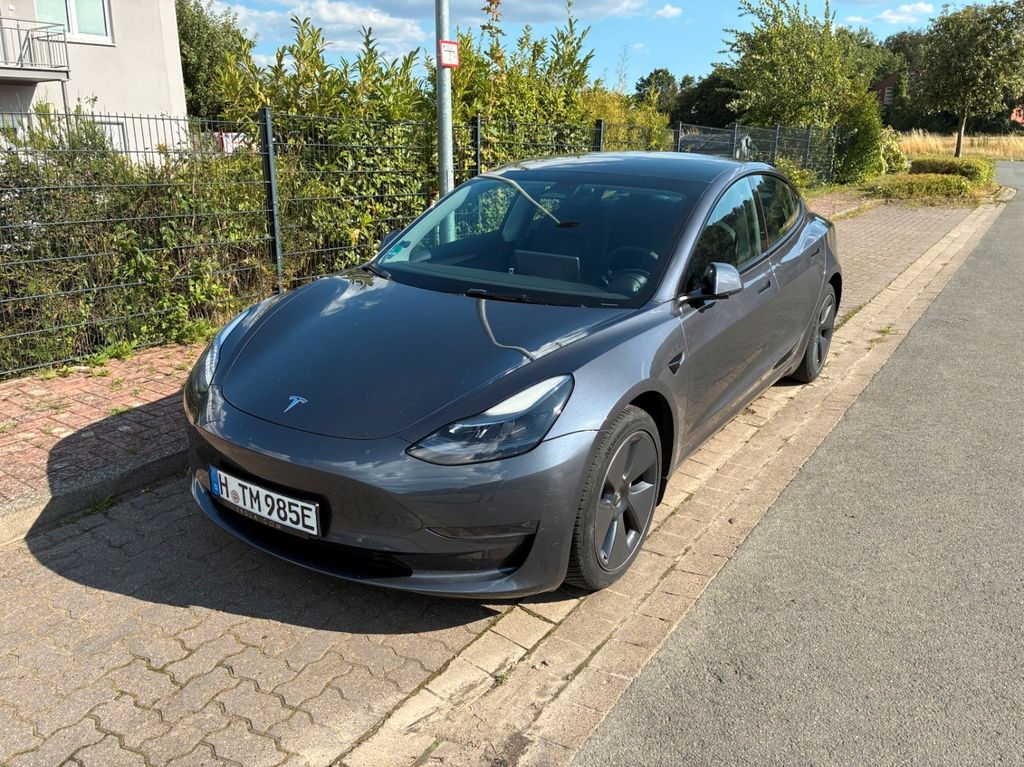 Bild des Angebotes Tesla Model 3 Allradantrieb mit Dualmotor Long Range