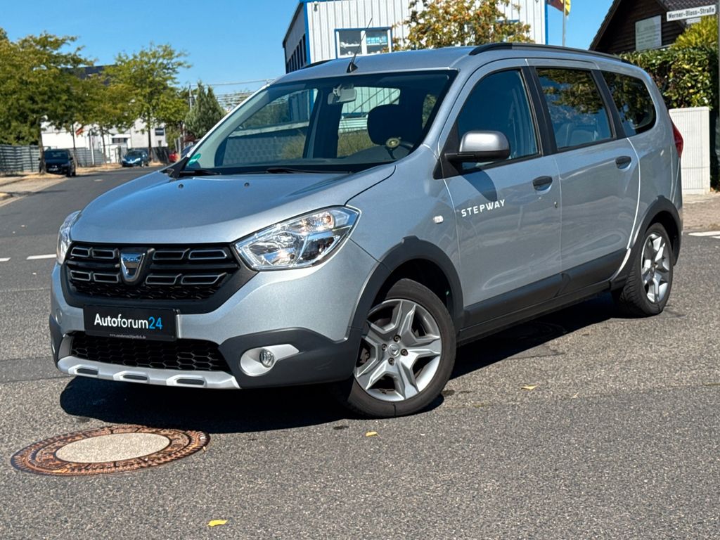 Bild des Angebotes Dacia Lodgy Stepway Plus *Navi*PDC*7-Sitzer*1-Hand*