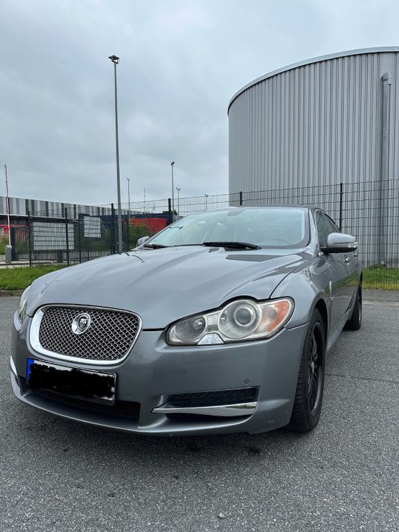 Bild des Angebotes Jaguar XF 2.7 L V6 Diesel Luxury Luxury