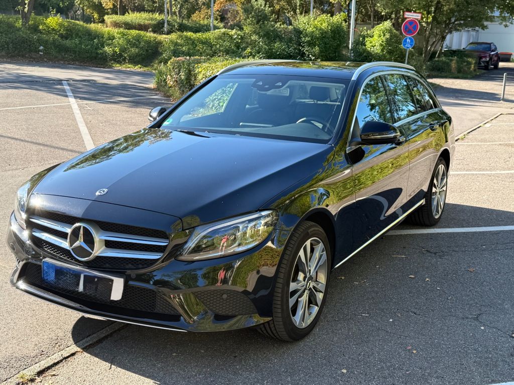 Bild des Angebotes Mercedes-Benz C 400 4MATIC T Autom.