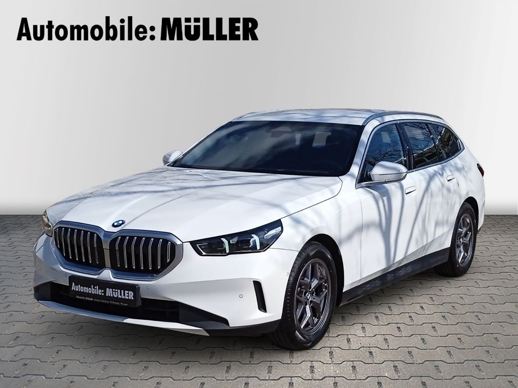Bild des Angebotes BMW 520 d Touring+AHK+ADAPTIV LED+KAMERA+SPORTSITZE+