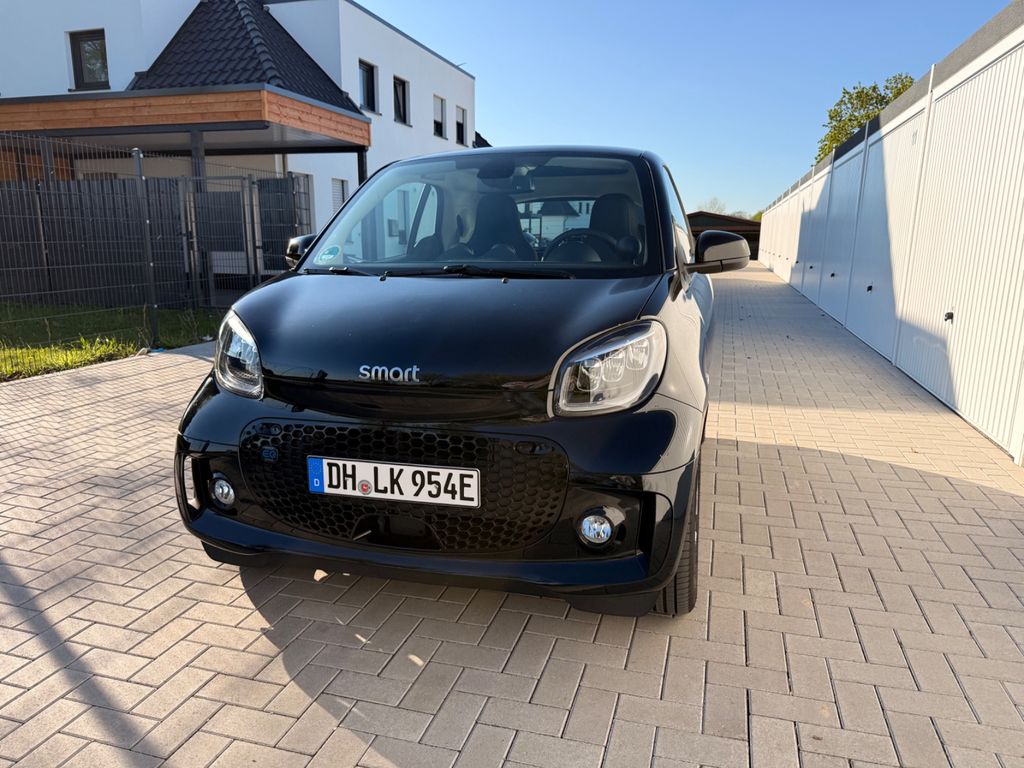 Bild des Angebotes Smart ForTwo coupé EQ Werksgarantie04/27 + TÜV neu