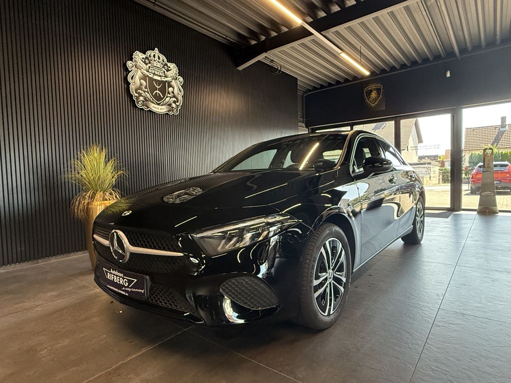 Bild des Angebotes Mercedes-Benz A 250 e 8G Remote &Charing/Navi/Kamera/Leder/Tem