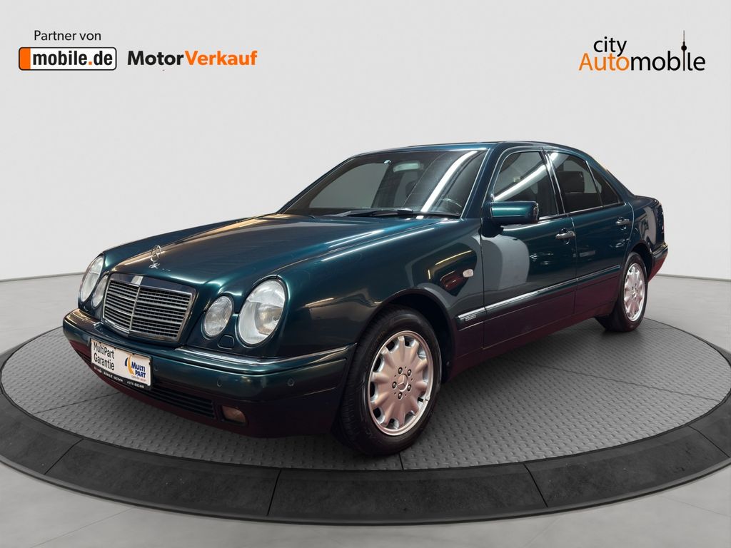 Bild des Angebotes Mercedes-Benz 280 Elegance/Automatik/Schiebedach/SHZ/PDC