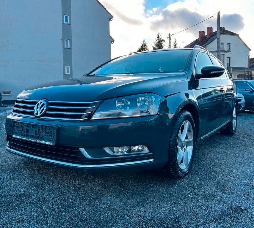 Bild des Angebotes Volkswagen Passat VARIANT KOMFORT DSG6 KAMERA + NAVI + SHZ