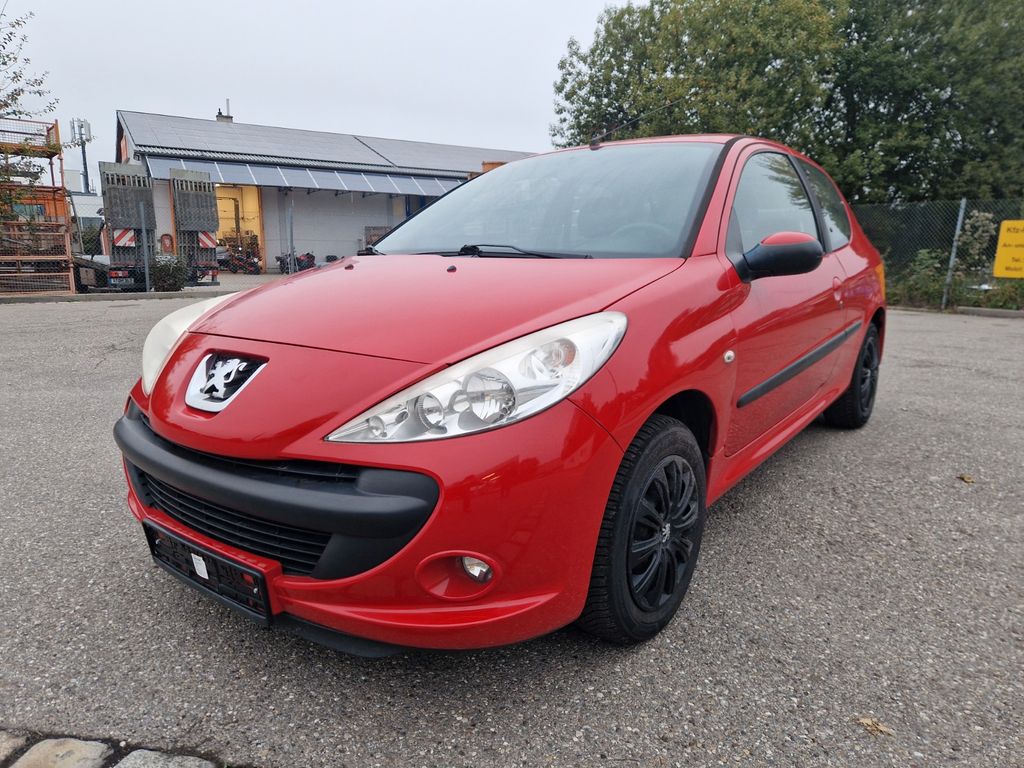 Bild des Angebotes Peugeot 206 1.1 60 Urban Style Gepflegt,Klima,TÜV 11/26