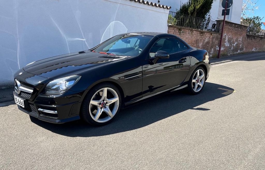 Bild des Angebotes Mercedes-Benz SLK 200 - AMG Paket Airscarf