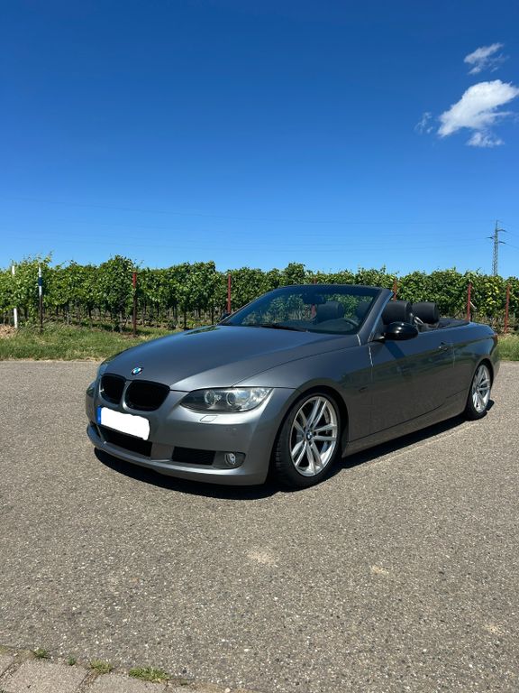Bild des Angebotes BMW 325i Cabrio -