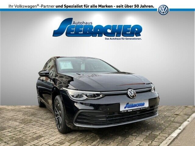 Bild des Angebotes Volkswagen Golf VIII *United* 1.5 eTSi DSG *Navi*AHK*LED*