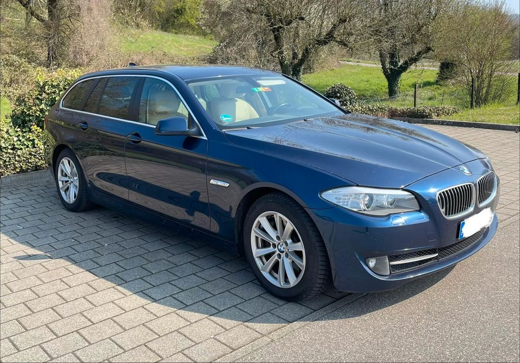 Bild des Angebotes BMW  530d Touring