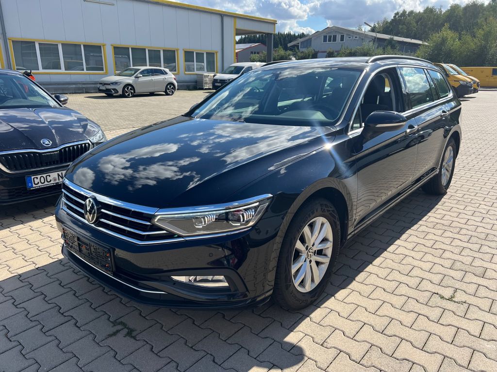 Bild des Angebotes Volkswagen Passat Variant Adaptiv-LED*AHK*RFK*ACC*1.HD*TOP