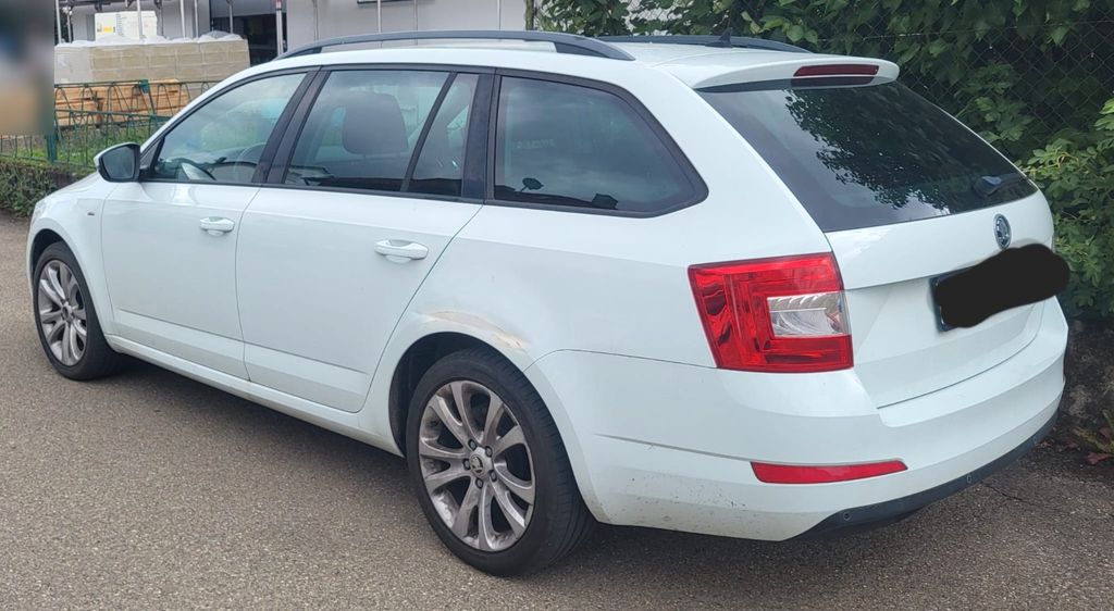 Bild des Angebotes Skoda Octavia 1.6 TDI Joy Combi Joy