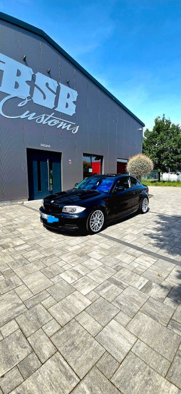 Bild des Angebotes BMW 135i Coupé -