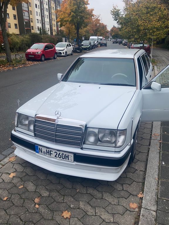 Bild des Angebotes Mercedes-Benz Oldtimer Mercedes Rarität ! V124 8 Sitzer H-Kenn