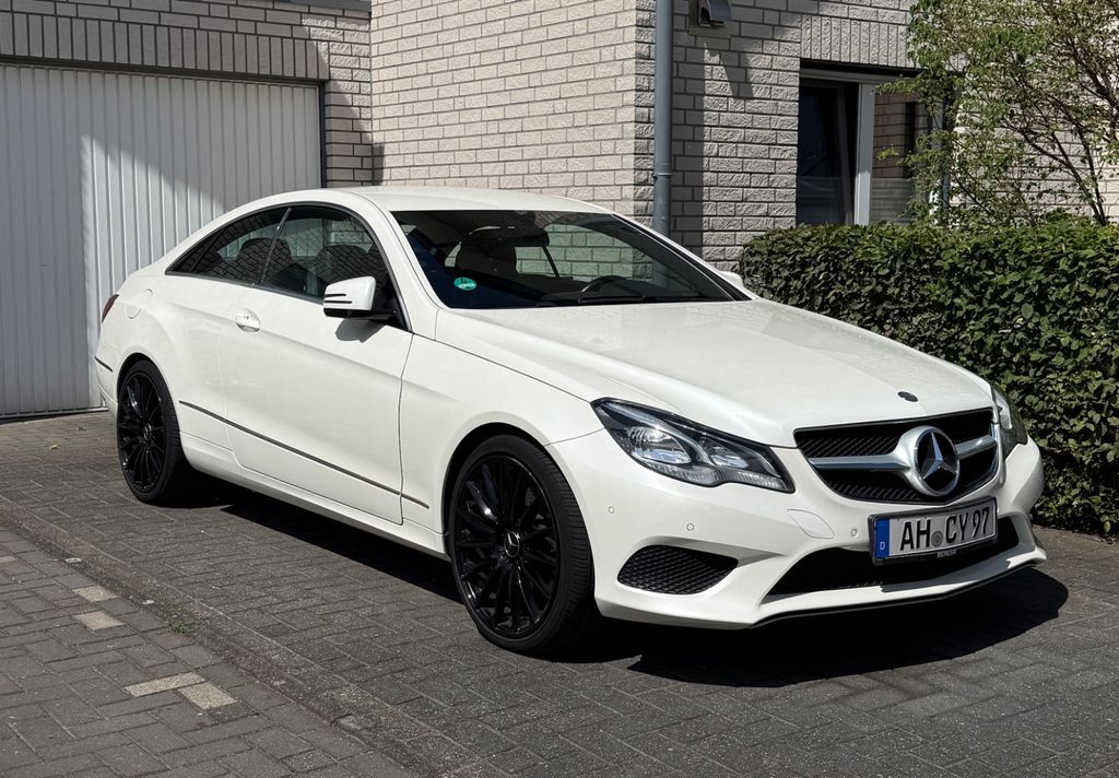 Bild des Angebotes Mercedes-Benz E 220 Coupé | DIAMANTWEIß | 7G | 19" | Navi