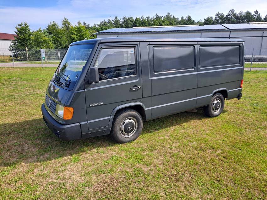 Mercedes-Benz MB 100 lang