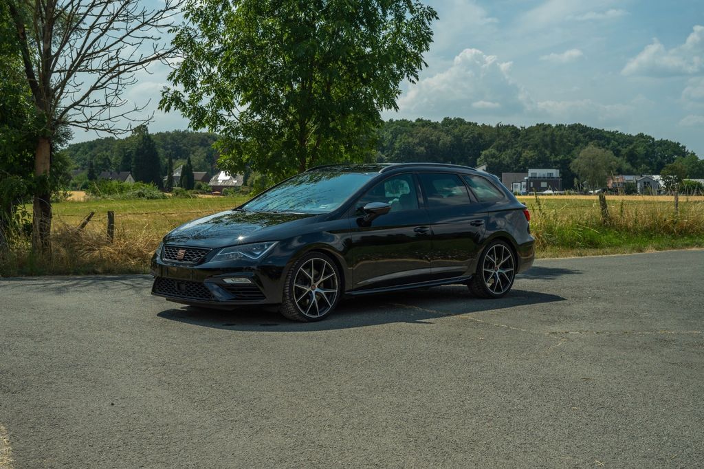 Bild des Angebotes Seat Leon 2.0 TSI CUPRA 4Drive DSG Sportstourer CUPRA