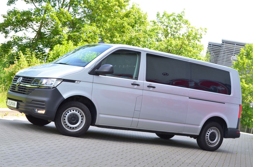 Bild des Angebotes Volkswagen T6.1 Kombi lang 4MOTION*8-SITZER*TEMPO