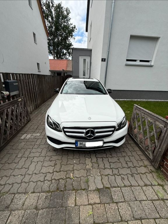 Bild des Angebotes Mercedes-Benz E 200 AVANTGARDE Autom. AVANTGARDE